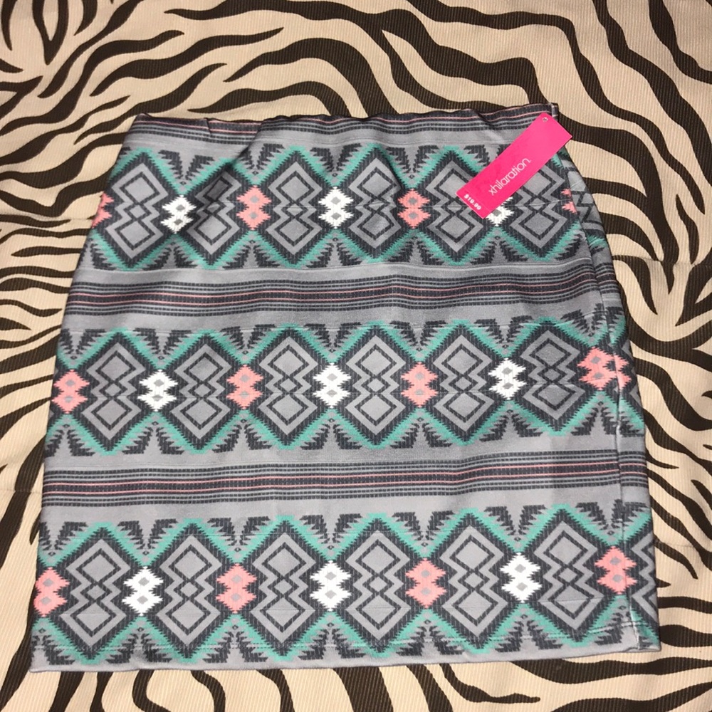 Aztec print skirt (stretch)